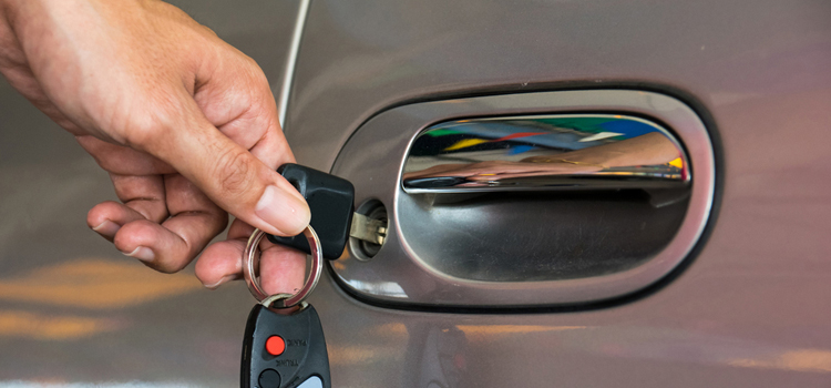 Car door lock repair in La Mirada